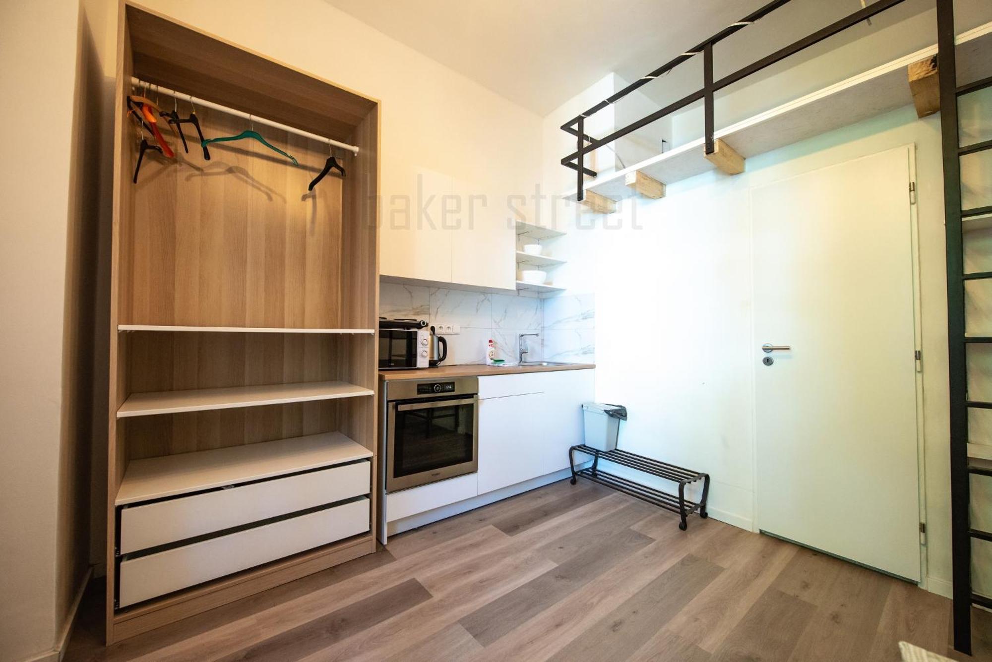 Storey Apartment Close To Metro Palmovka ปราก ภายนอก รูปภาพ