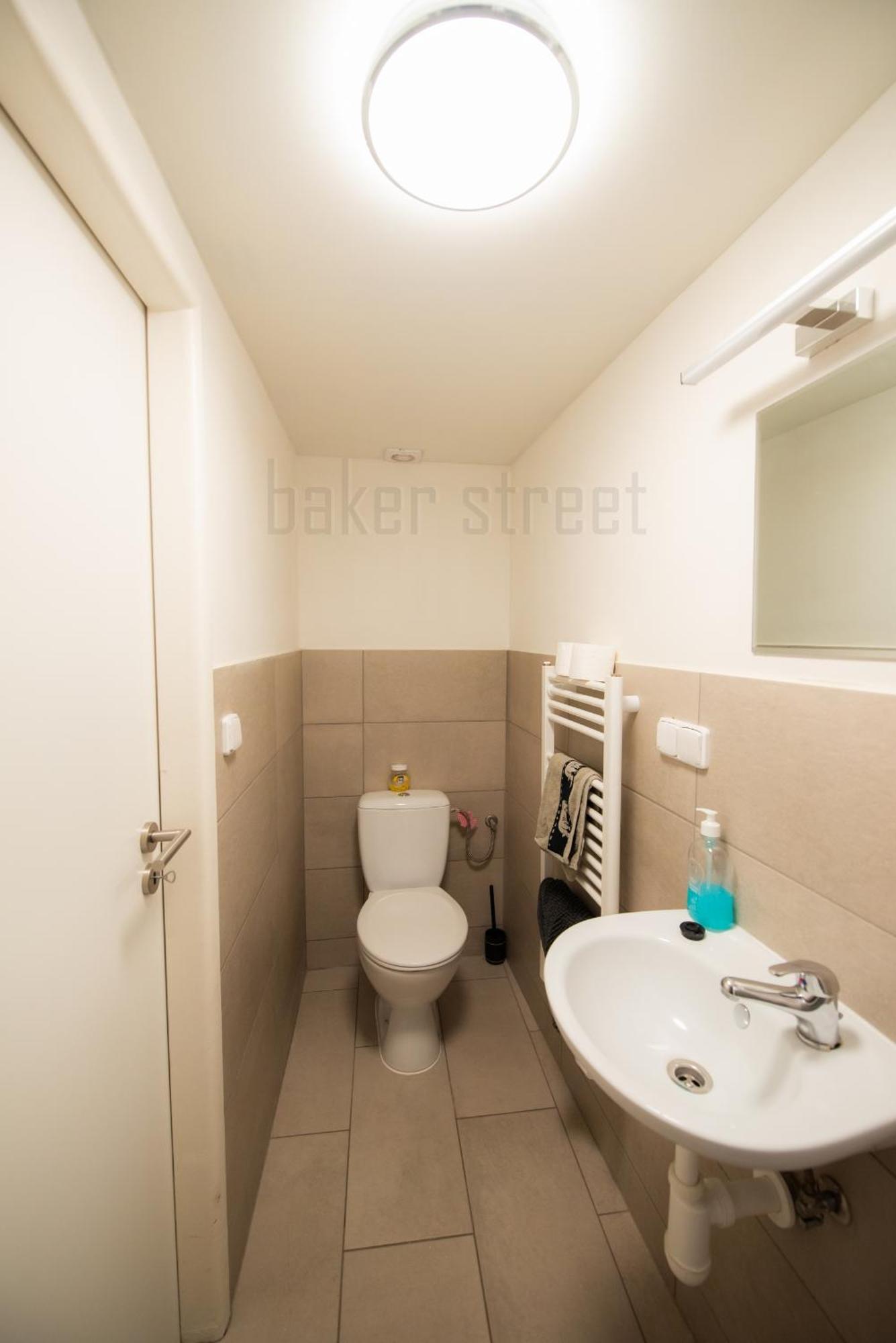 Storey Apartment Close To Metro Palmovka ปราก ภายนอก รูปภาพ